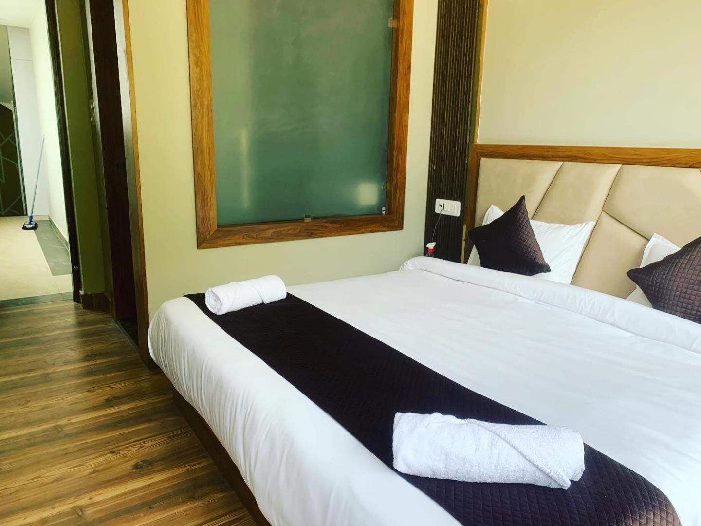 Hotel & Hostel Vimal Ganga Rishikesh Exterior photo